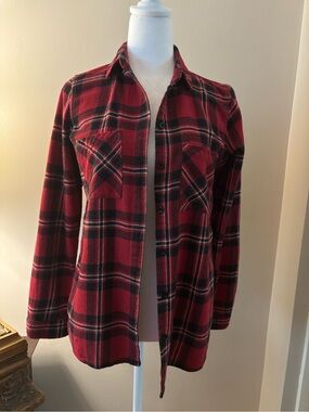 Polly & Esther Plaid Button-Down Shirt Women’s Size M  Red and Black